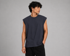 Tank Top — bland af